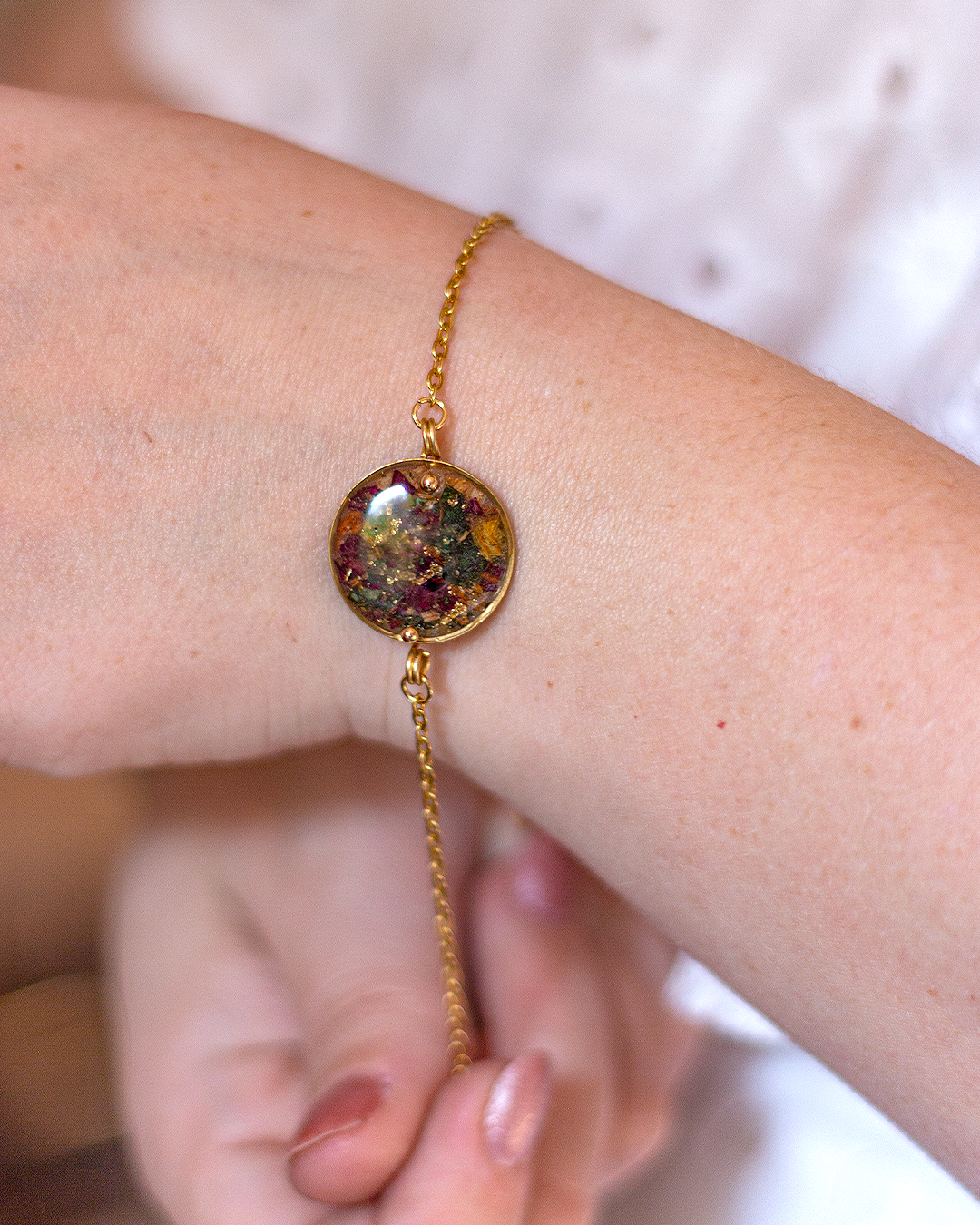 April - Le Bracelet